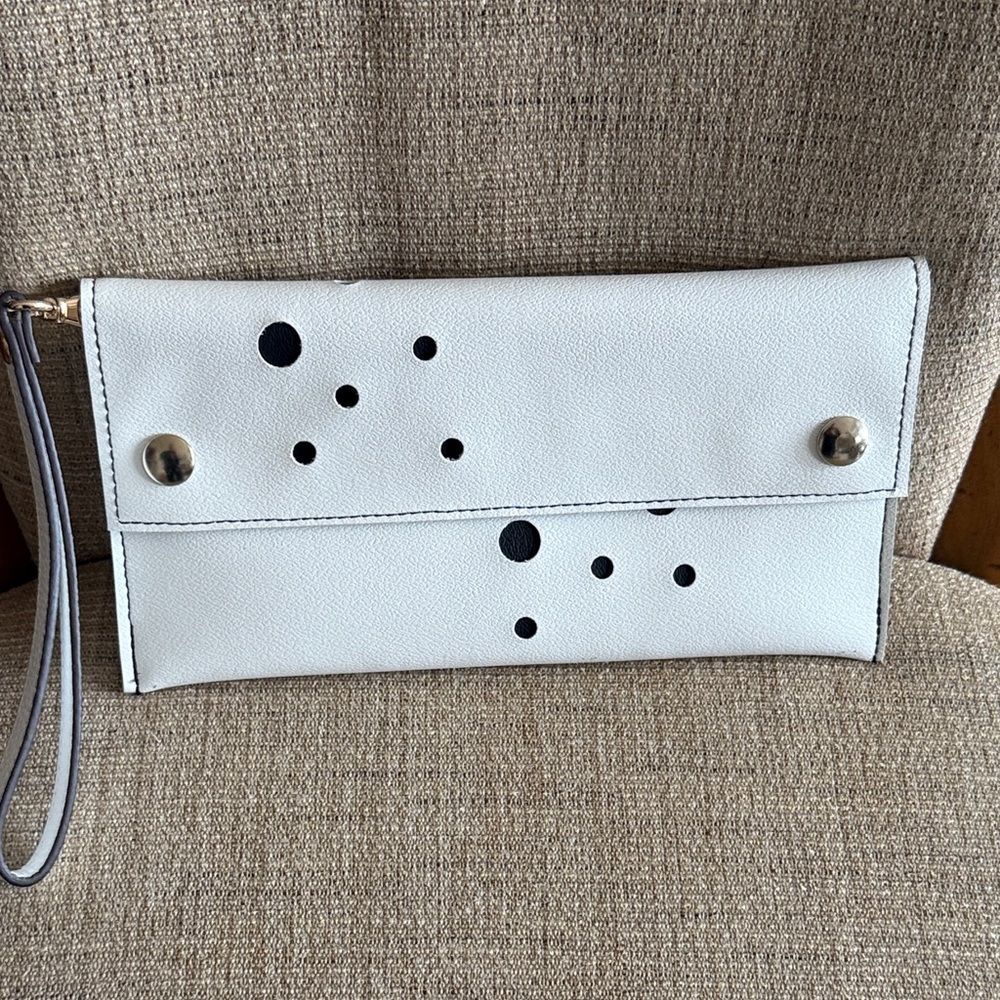 Holly Aiken clutch